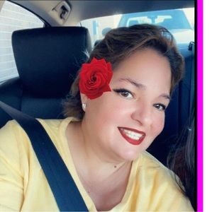 Meet your Posher, Alma